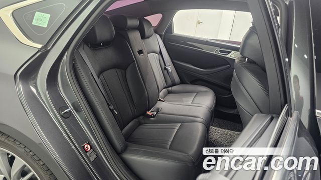 Genesis G80 3.3 GDI AWD Premium Luxury 2018 — фото 11