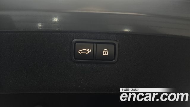 Genesis G80 3.3 GDI AWD Premium Luxury 2018 — фото 19