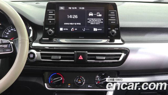 Kia Seltos Gasoline 1.6 Turbo 2WD Prestige 2020 — фото 16