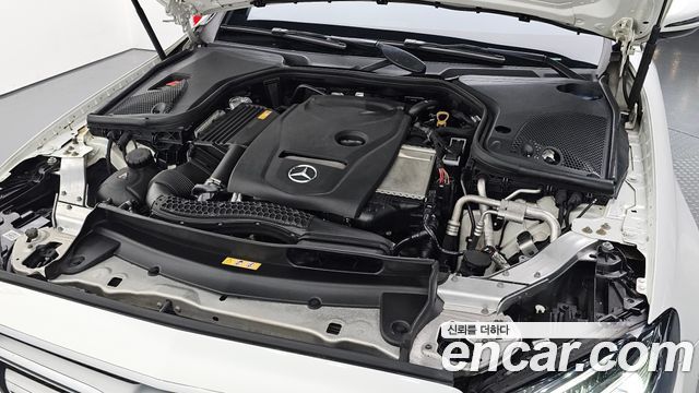 Mercedes-Benz E-Class (W213) E300 Avantgarde 2019 — фото 6