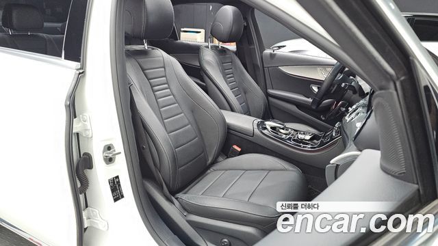 Mercedes-Benz E-Class (W213) E300 Avantgarde 2019 — фото 10