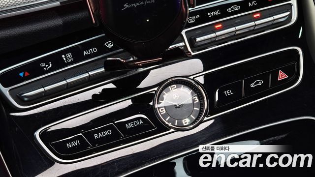 Mercedes-Benz E-Class (W213) E300 Avantgarde 2019 — фото 29