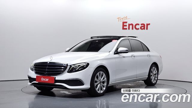 Mercedes-Benz E-Class (W213) E300 Exclusive 2017 — фото 1