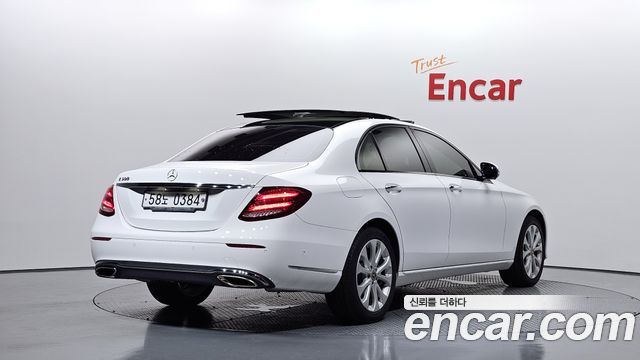 Mercedes-Benz E-Class (W213) E300 Exclusive 2017 — фото 2