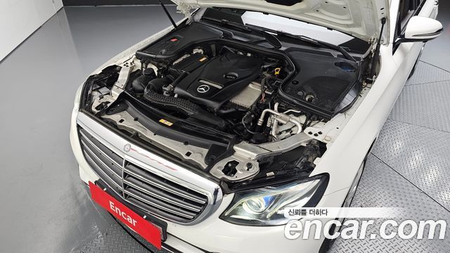Mercedes-Benz E-Class (W213) E300 Exclusive 2017 — фото 6
