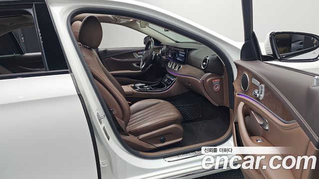 Mercedes-Benz E-Class (W213) E300 Exclusive 2017 — фото 11