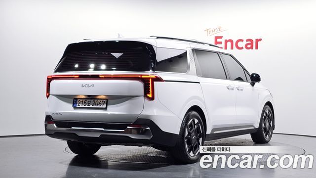 Kia Carnival (IV) Gasoline 7-Seater Signature 2025 — фото 2