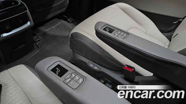 Kia Carnival (IV) Gasoline 7-Seater Signature 2025 — фото 29