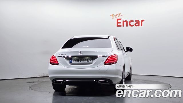 Mercedes-Benz C-Class (W205) C350e 2018 — фото 4