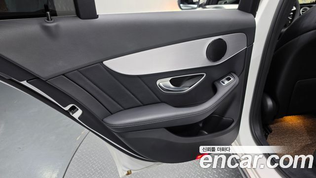 Mercedes-Benz C-Class (W205) C350e 2018 — фото 31