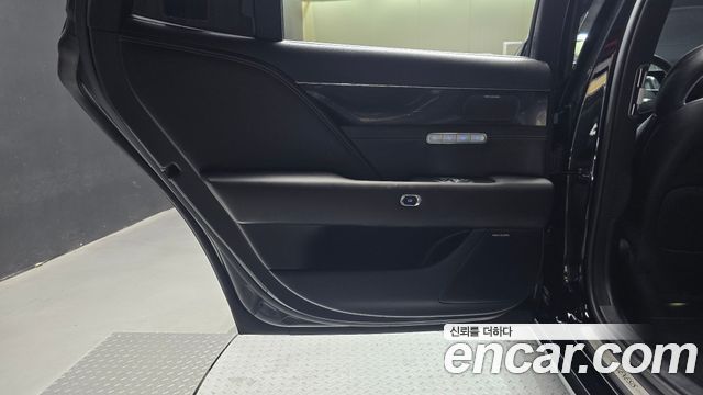 Genesis G90 (RS4) Gasoline 3.5 Turbo AWD 2022 — фото 25