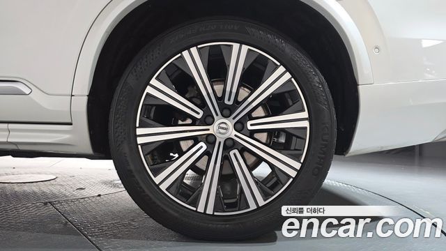 Volvo XC90 (II) D5 Inscription 2020 — фото 21