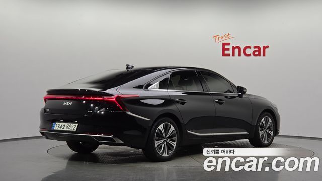 Kia K8 Hybrid Signature 2023 — фото 2