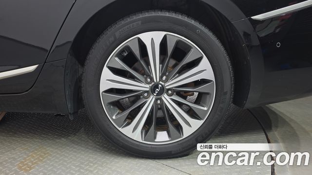 Kia K8 Hybrid Signature 2023 — фото 21