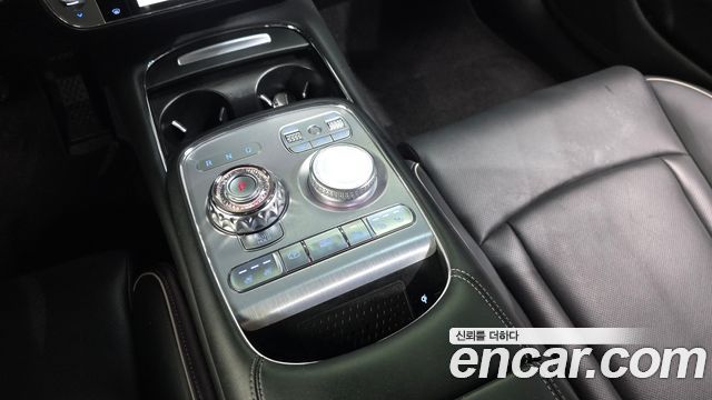 Genesis G90 (RS4) Gasoline 3.5 Turbo e-S/C AWD 2023 — фото 9