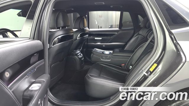 Genesis G90 (RS4) Gasoline 3.5 Turbo e-S/C AWD 2023 — фото 26