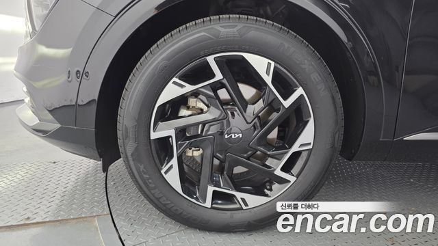 Kia Sportage (V) Diesel 2.0 2WD Nobleless 2024 — фото 5
