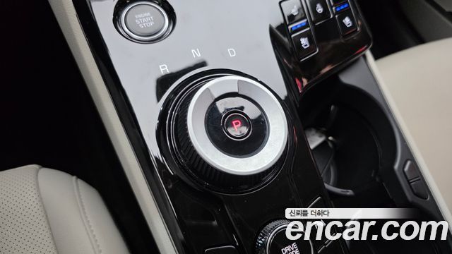 Kia Sportage (V) Diesel 2.0 2WD Nobleless 2024 — фото 9