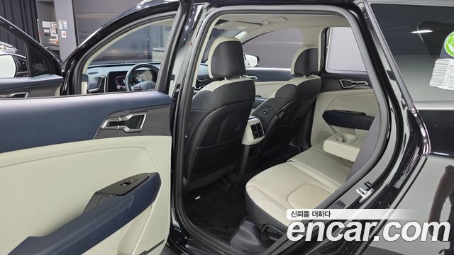 Kia Sportage (V) Diesel 2.0 2WD Nobleless 2024 — фото 11