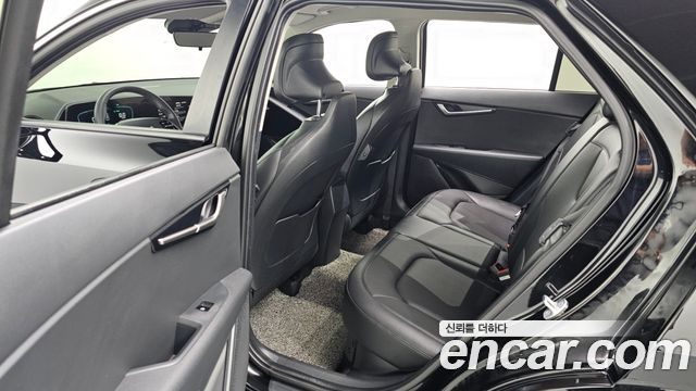 Kia Niro Trendy 2023 — фото 16