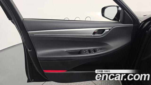Hyundai Grandeur (IG) 3.0 LPi Rent Car Modern 2022 — фото 24