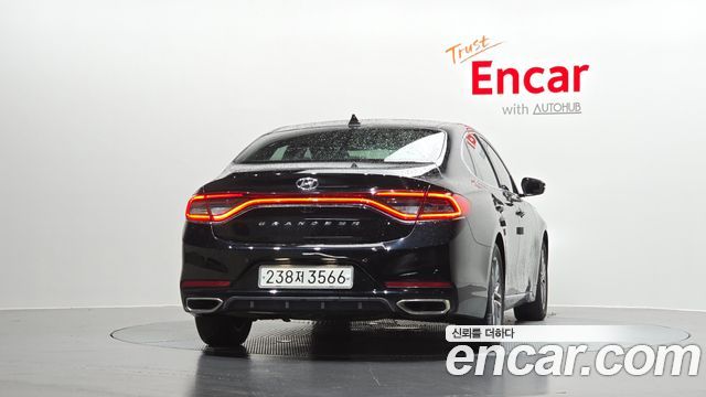 Hyundai Grandeur (IG) 3.0 LPi Modern Basic (Rental Car) 2019 — фото 4