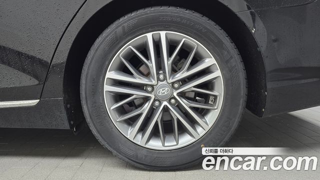 Hyundai Grandeur (IG) 3.0 LPi Modern Basic (Rental Car) 2019 — фото 21
