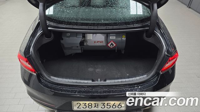Hyundai Grandeur (IG) 3.0 LPi Modern Basic (Rental Car) 2019 — фото 29