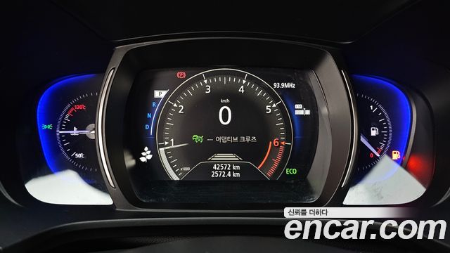 Renault Korea QM6 2.0 GDe RE Signature 2WD 2022 — фото 8