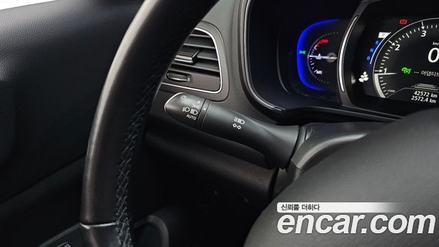 Renault Korea QM6 2.0 GDe RE Signature 2WD 2022 — фото 19