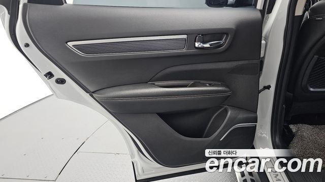Renault Korea QM6 2.0 GDe RE Signature 2WD 2022 — фото 25
