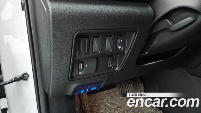 Renault Korea QM6 2.0 GDe RE Signature 2WD 2022 — фото 28