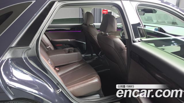 Hyundai Grandeur (GN7) 2,5 Gasoline 2WD Premium 2023 — фото 15
