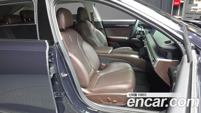 Hyundai Grandeur (GN7) 2,5 Gasoline 2WD Premium 2023 — фото 16