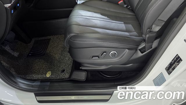 Genesis GV80 2.5T Gasoline AWD 2022 — фото 32