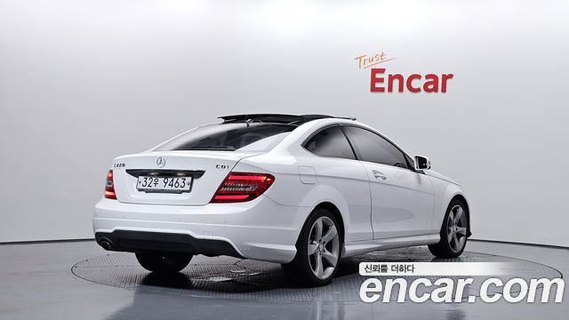 Mercedes-Benz C-Class (W204) C220 CDI Coupe 2013 — фото 2