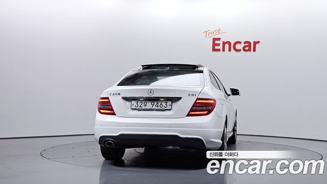 Mercedes-Benz C-Class (W204) C220 CDI Coupe 2013 — фото 4