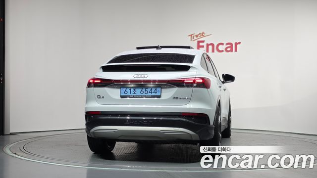 Audi Q4 e-tron (F4) 45 Sportback 2025 — фото 4