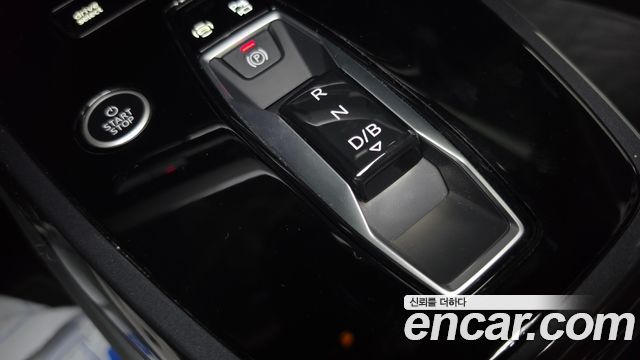 Audi Q4 e-tron (F4) 45 Sportback 2025 — фото 9