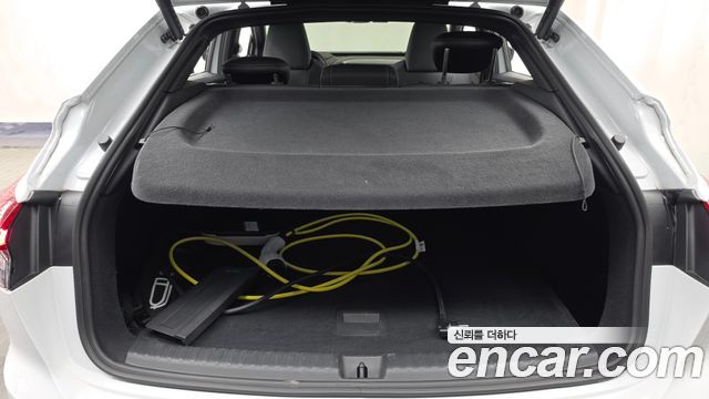 Audi Q4 e-tron (F4) 45 Sportback 2025 — фото 20