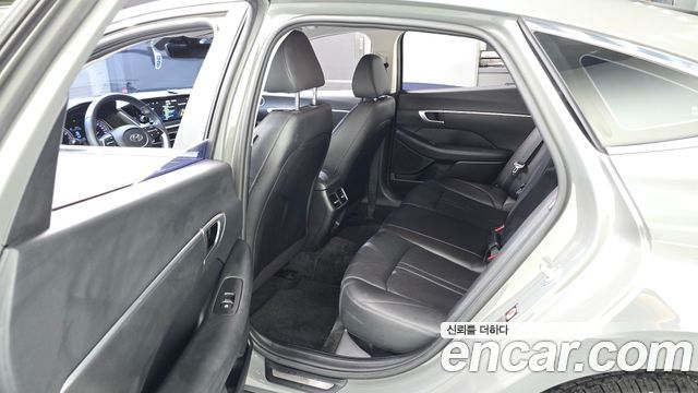 Hyundai Sonata (DN8) 2.0 Premium 2021 — фото 11