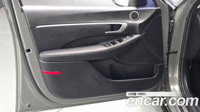 Hyundai Sonata (DN8) 2.0 Premium 2021 — фото 24