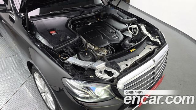 Mercedes-Benz E-Class (W213) E220d 4MATIC Exclusive 2019 — фото 6