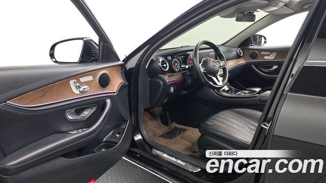 Mercedes-Benz E-Class (W213) E220d 4MATIC Exclusive 2019 — фото 10
