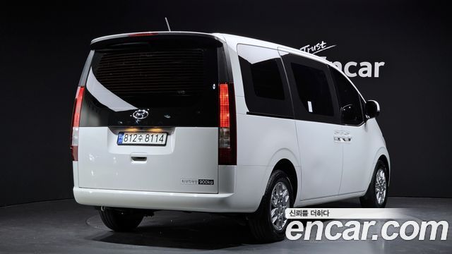 Hyundai Staria L3.5 Cargo 3-Seater Modern 2023 — фото 2