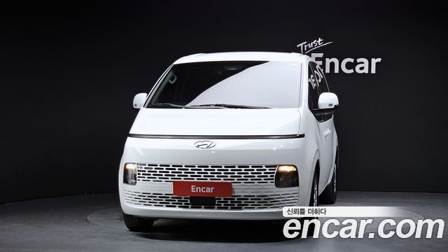 Hyundai Staria L3.5 Cargo 3-Seater Modern 2023 — фото 3