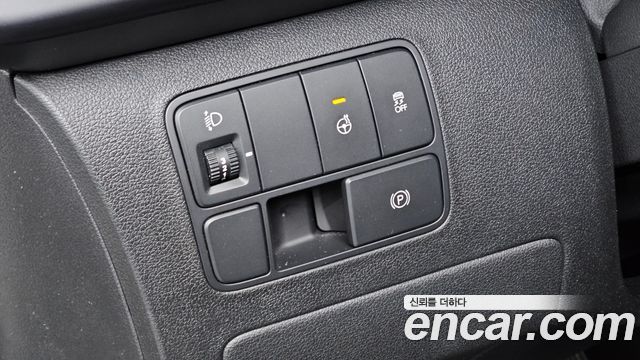 Hyundai Staria L3.5 Cargo 3-Seater Modern 2023 — фото 15