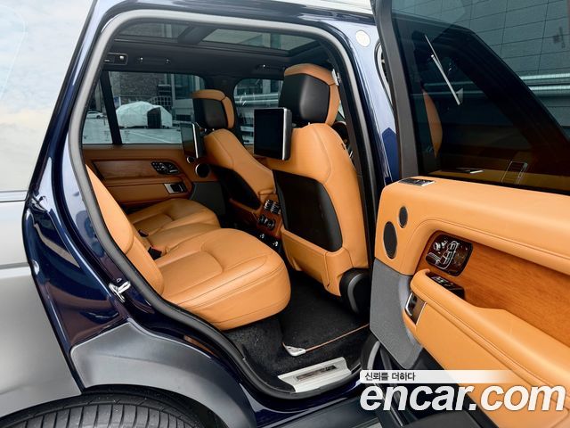 Land Rover Range Rover (IV) 4.4 SDV8 AB DIESEL 2019 — фото 12