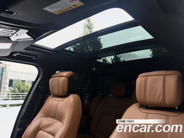 Land Rover Range Rover (IV) 4.4 SDV8 AB DIESEL 2019 — фото 16