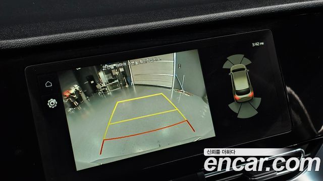 Kia Niro Plus Air 2023 — фото 15